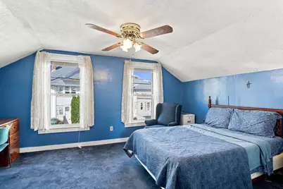 31 Bunker Hill Ave, Lowell, MA 01850 - Photo 17
