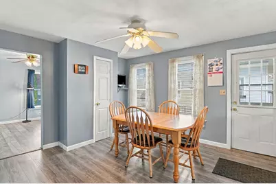 31 Bunker Hill Ave, Lowell, MA 01850 - Photo 13