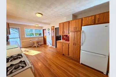 278 Park Ave, Revere, MA 02151 - Photo 5