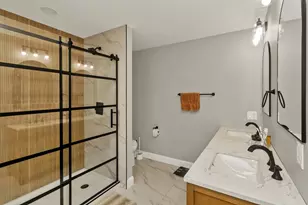 42 East St, Granby, MA 01033 - Photo 25
