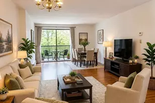 85 Commons Dr, Shrewsbury, MA 01545 - Photo 1