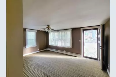 103 Elm Street, Leominster, MA 01453 - Photo 7