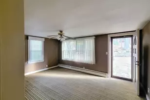103 Elm St, Leominster, MA 01453 - Photo 7