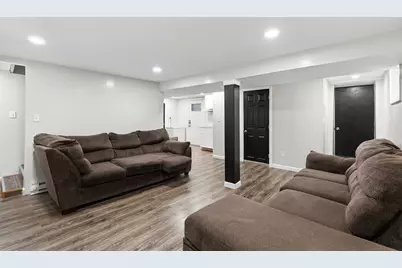 1239 Salem St, Malden, MA 02148 - Photo 17