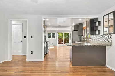 1239 Salem St, Malden, MA 02148 - Photo 7
