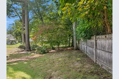 21 Beacon St, Wilmington, MA 01887 - Photo 19
