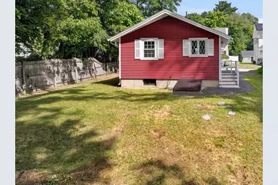 21 Beacon St, Wilmington, MA 01887 - Photo 3