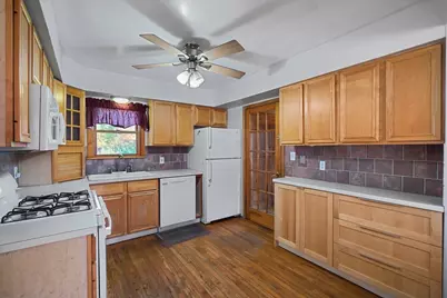 264 Taunton Ave, Seekonk, MA 02771 - Photo 3