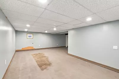 52 Dorwin Dr, West Springfield, MA 01089 - Photo 25