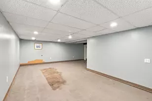 52 Dorwin Dr, West Springfield, MA 01089 - Photo 25