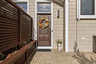 595 Washington St, Pembroke, MA 02359 - Photo 1
