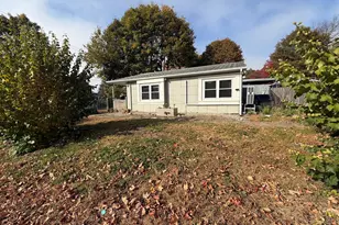 4 North St, Greenfield, MA 01301 - Photo 1
