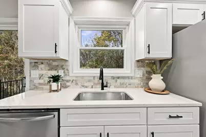 149 Carver St, Granby, MA 01033 - Photo 7