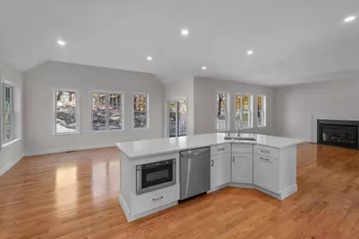 102 Center St., Groveland, MA 01834 - Photo 3