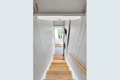 9 Irving St, Everett, MA 02149 - Photo 17