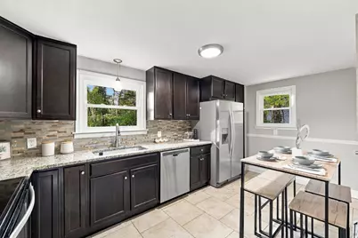 186 Sikes Ave, West Springfield, MA 01089 - Photo 5
