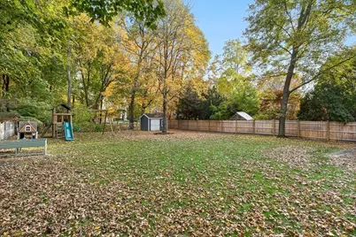 3 Sunset Road, Winchester, MA 01890 - Photo 5