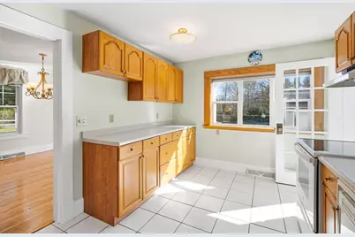 32 East St, Southampton, MA 01073 - Photo 7