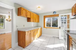32 East St, Southampton, MA 01073 - Photo 7