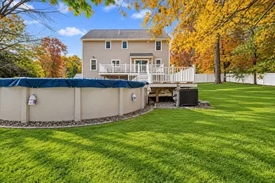 16 Wildflower Dr, Sutton, MA 01590 - Photo 33