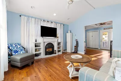 88 Elliott Dr, Lowell, MA 01852 - Photo 5
