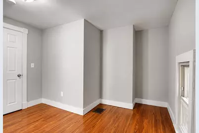 70 Buckingham St, Springfield, MA 01109 - Photo 19