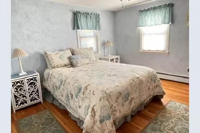 55 School St, Auburn, MA 01501 - Photo 5