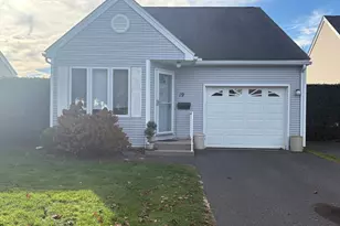 19 Alvord Pl, South Hadley, MA 01075 - Photo 1