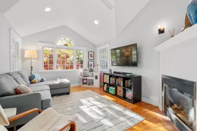 17 Hill Top Road, Wellesley, MA 02482 - Photo 15