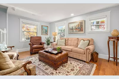 17 Hill Top Road, Wellesley, MA 02482 - Photo 11