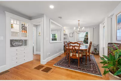 17 Hill Top Road, Wellesley, MA 02482 - Photo 7