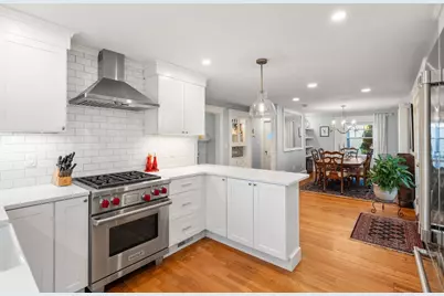 17 Hill Top Road, Wellesley, MA 02482 - Photo 5