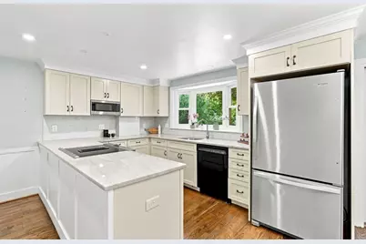 85 High Street, Winchester, MA 01890 - Photo 5