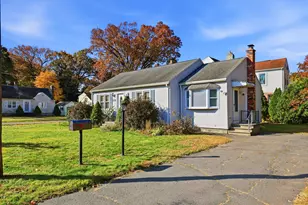 24 Herbert St, Longmeadow, MA 01106 - Photo 1