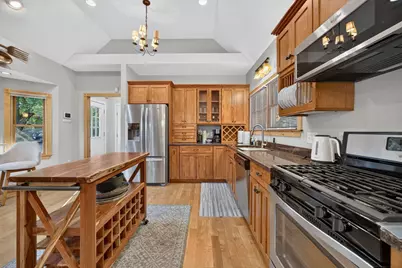 193 Salem, Woburn, MA 01801 - Photo 5
