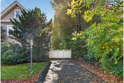 193 Salem, Woburn, MA 01801 - Photo 33