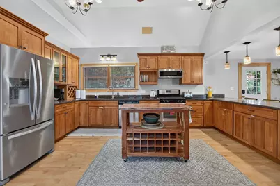 193 Salem, Woburn, MA 01801 - Photo 3