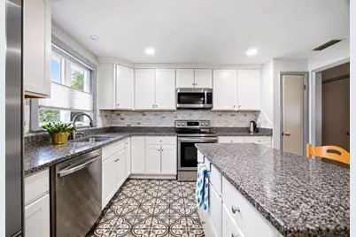 771 East St, Ludlow, MA 01056 - Photo 13