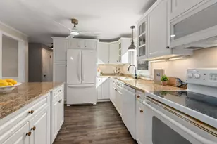 19 Bayberry Rd, Hampden, MA 01036 - Photo 5