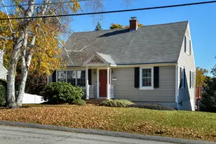 5 Davis Rd, Auburn, MA 01501 - Photo 1