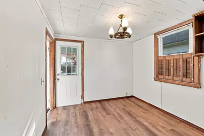 62 Lorimer St, Springfield, MA 01151 - Photo 9