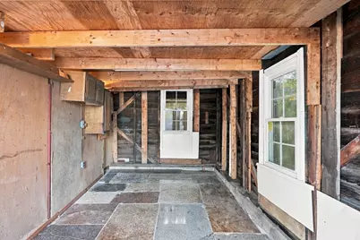 62 Lorimer St, Springfield, MA 01151 - Photo 27
