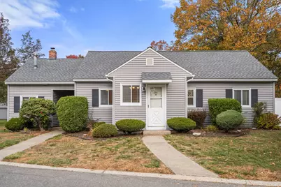 211 Horseshoe Dr #211, Chicopee, MA 01022 - Photo 1