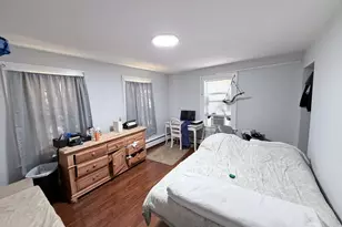 15 Sumner St, Milford, MA 01757 - Photo 17