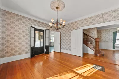 5 Warren Ave, Woburn, MA 01801 - Photo 7
