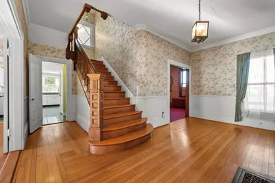 5 Warren Ave, Woburn, MA 01801 - Photo 3