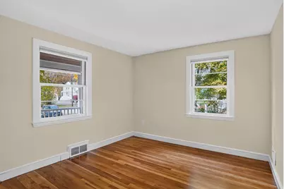 75 Lexington St, Burlington, MA 01803 - Photo 19