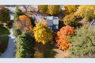 75 Lexington St, Burlington, MA 01803 - Photo 5