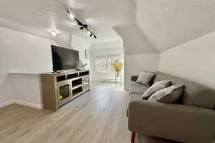 5 Stoneland Rd, Worcester, MA 01603 - Photo 1