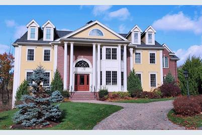 10 Prides Circle., Andover, MA 01810 - Photo 1